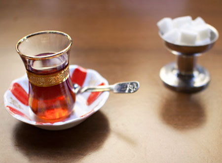 چای را در استکان شفاف بنوشیم