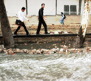 دیوار آجری آبرو